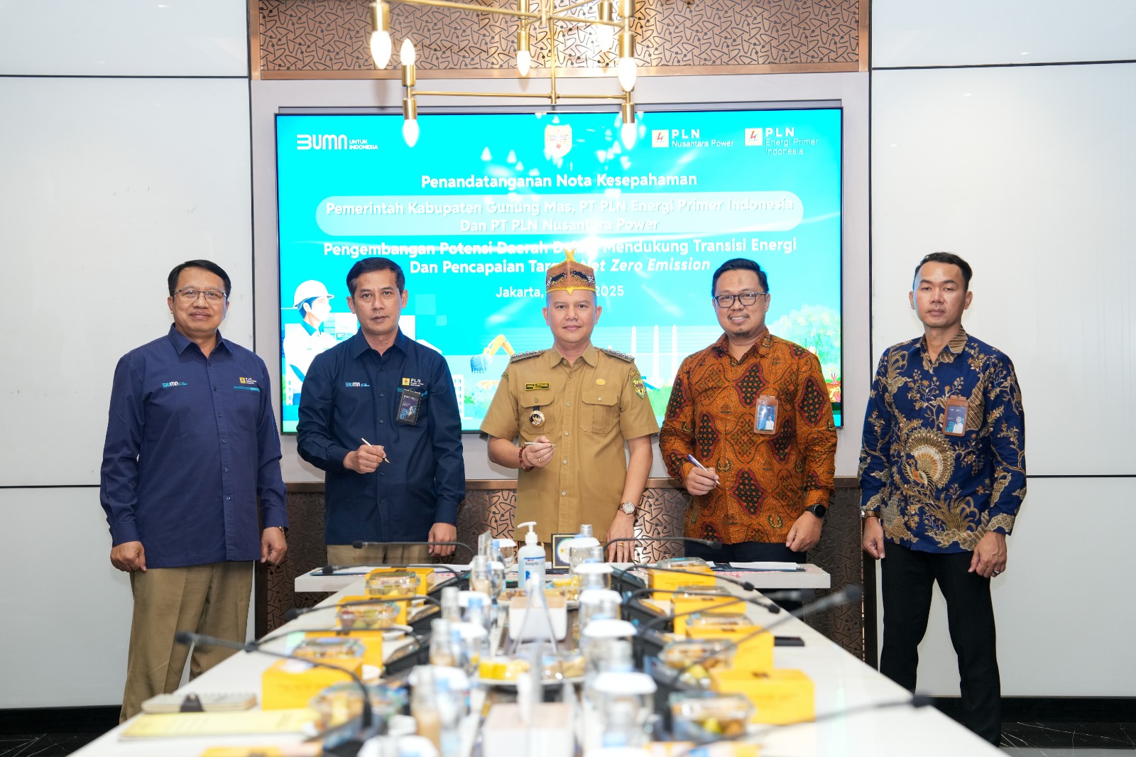 Dorong Ekonomi Hijau Daerah, PLN NP Gandeng Kabupaten Gunung Mas dan PLN EPI