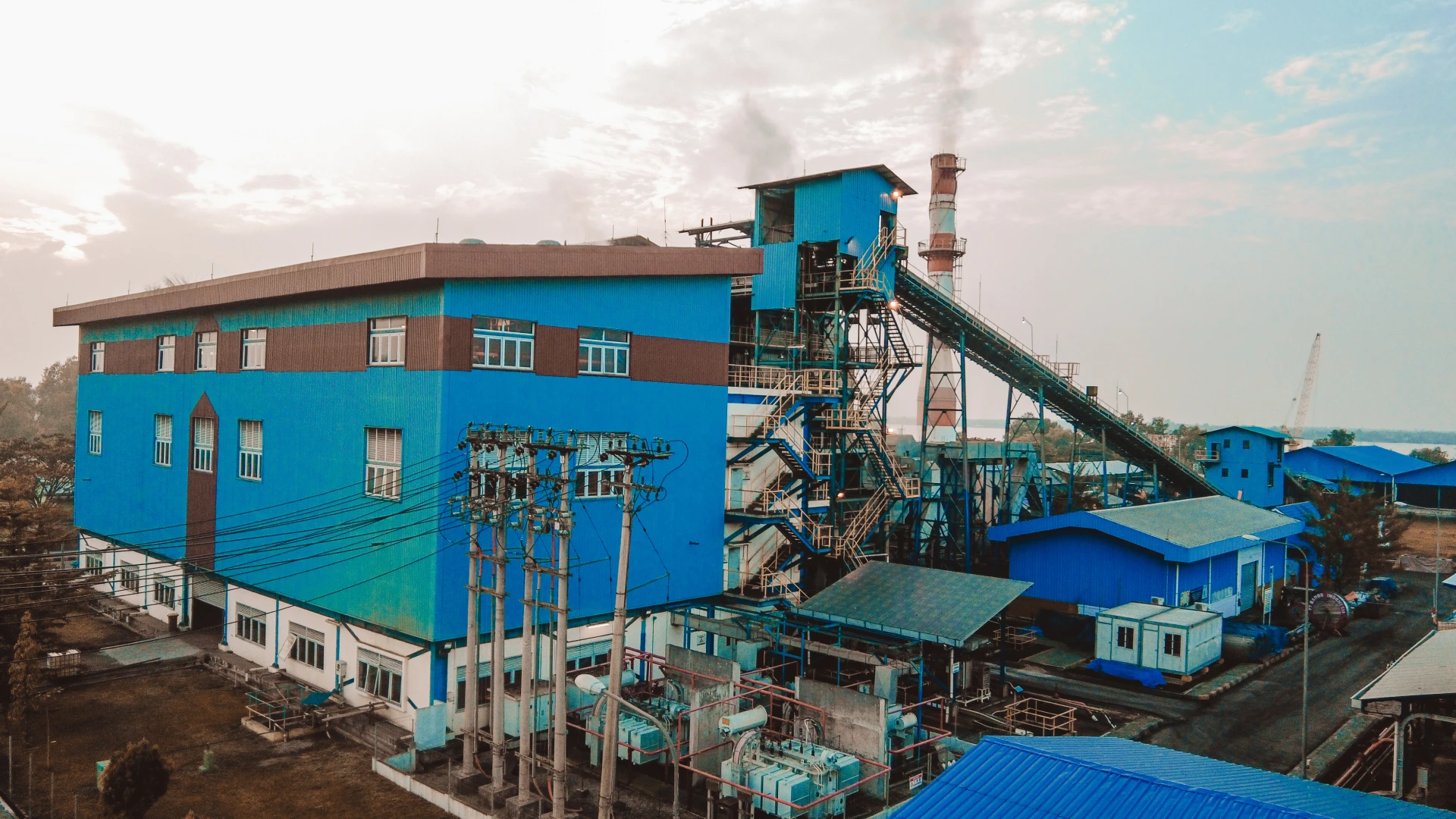 Catat Kinerja Positif, PLTU Tembilahan Terangi 87 Juta Rumah di Tahun 2023